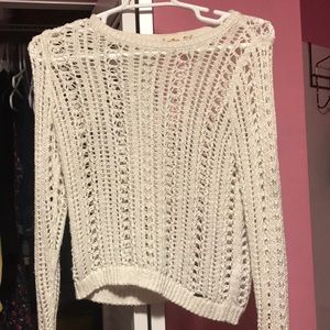 White Hollister sweater size Medium